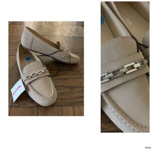 NWT Women Calvin Klein Clindee Chain Bit Loafers, Size 6.5